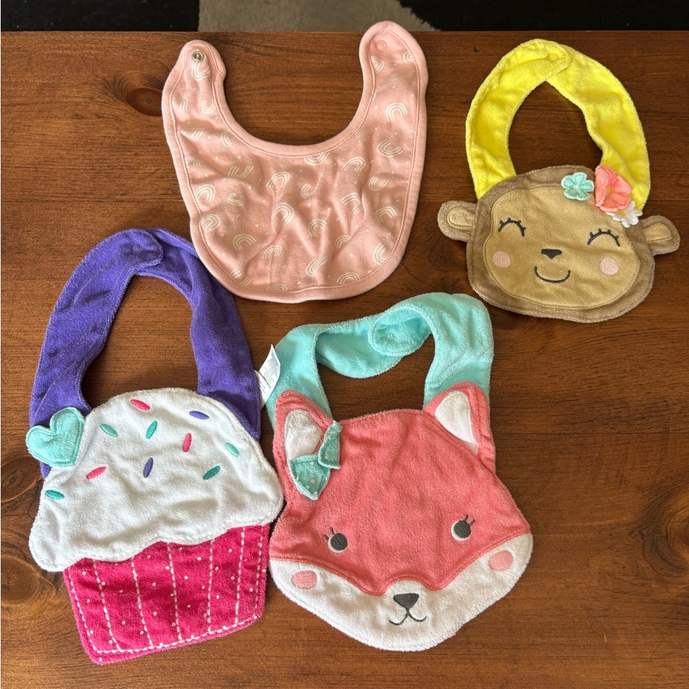 🩷6 for $20🩷 Charming Animal and Cupcake Baby Bib Collection